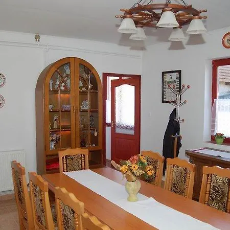 Hollokoi Vendeghaz Abaújszántó